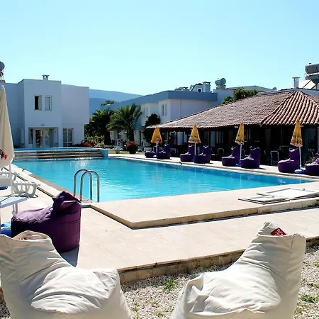 Ξενοδοχείο με διαμερίσματα Liman Apart *